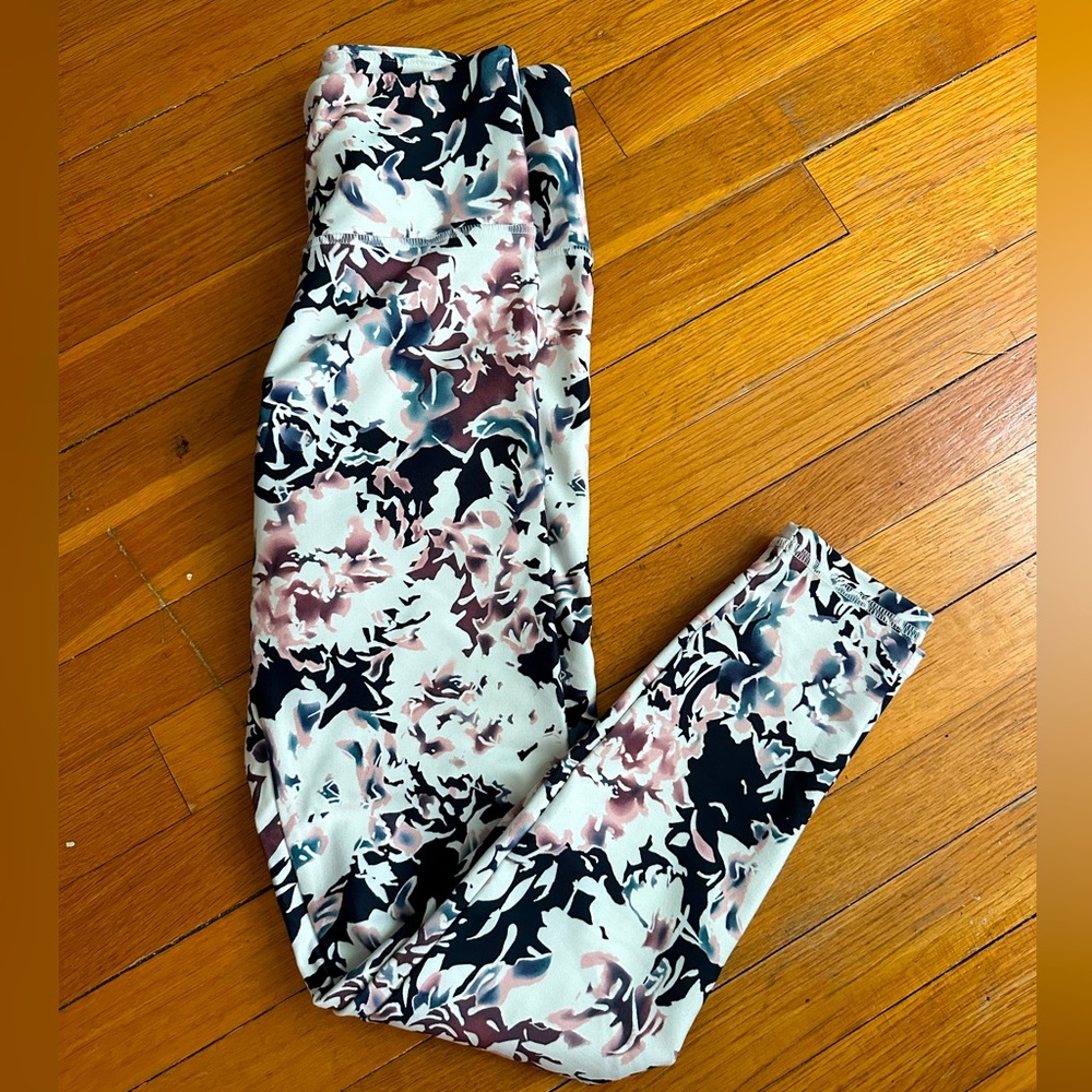 High waisted leggings